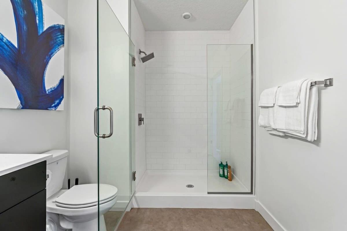 Апартаменты 2Br Luxury Urban Escape Balcony & Fitness Center Солт-Лейк-Сити Экстерьер фото